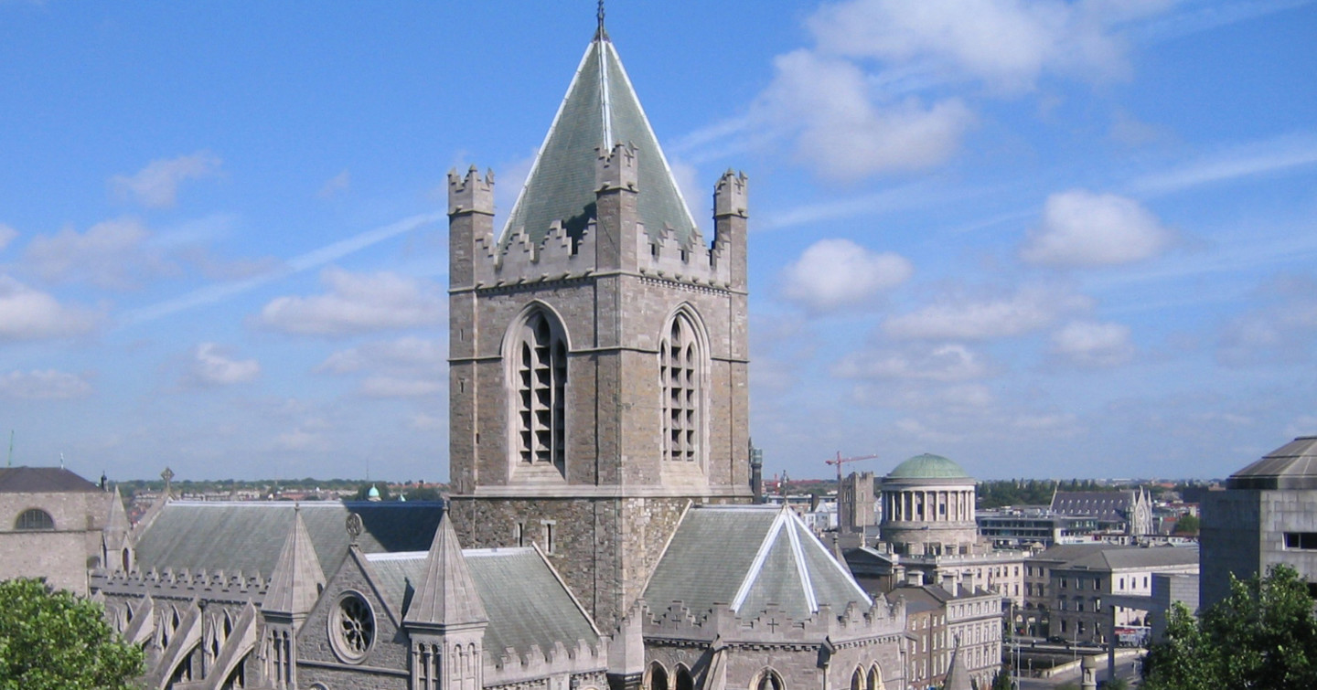 &lsquo;Of the Cloth&rsquo; &ndash; free lunchtime lectures in Christ Church