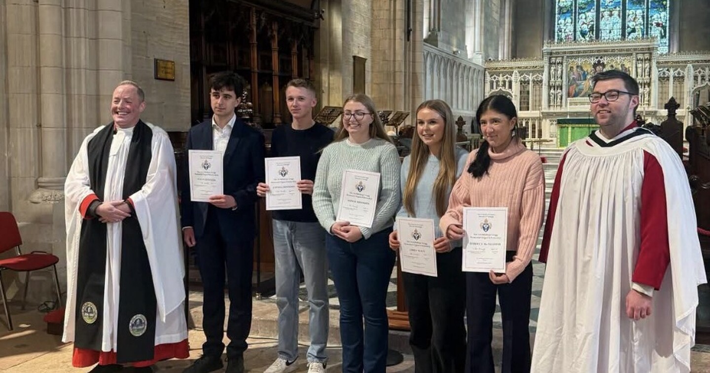 Organ Scholarship Certificates Presented in Armagh