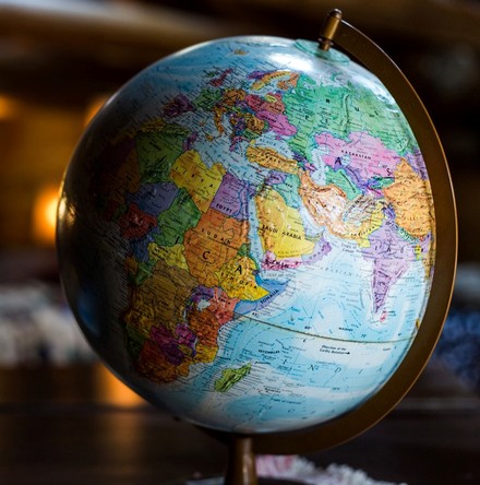 Signposting European nationals for advice on settled status in the UK