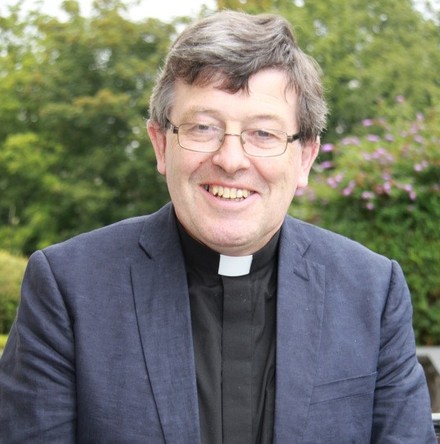 Announcement of the Retirement of the Dean of Ross