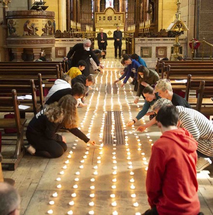 736 candles lit in St Fin Barre&rsquo;s Cathedral, Cork