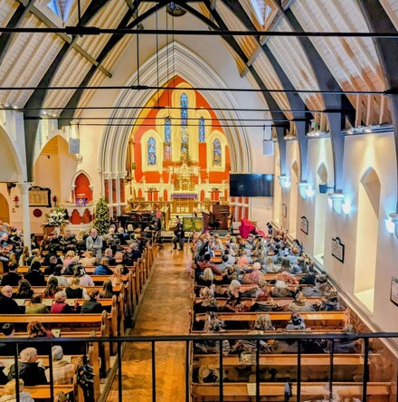 Outside the City Walls: Homelessness, Hope, and the Church&rsquo;s Calling