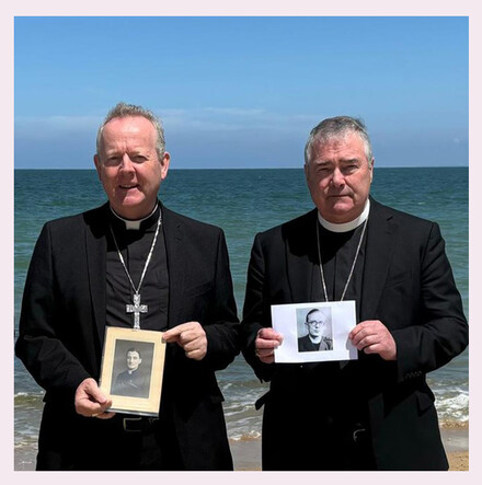 BBC Remembrance Sunday Service with Archbishops of Armagh - Radio 4 &ndash; Sunday, 10th November 2024 (8.10am)