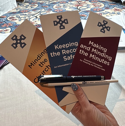Making and Minding the Minutes - RCB Library Publishes new guidelines for those in secretarial positions responsible for the minutes