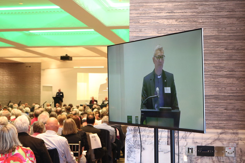 Archdeacon Jim Cheshire proposes the Standing Committee report