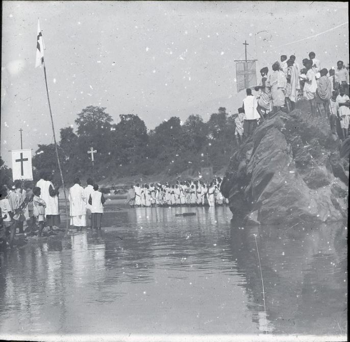 Figure 5. Procession with congregation at river for a baptism.