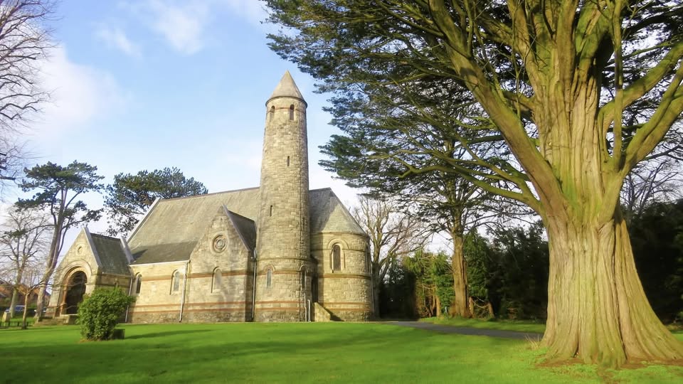 Figure 1: St Patrick's Church, Jordanstown, Co. Antrim. Gloine.