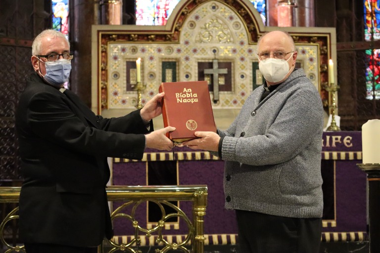 The Revd Ted Ardis, Dean's Vicar, and the Revd Tony Murphy.