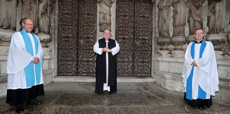 Pictured is the Bishop of Cork, Cloyne and Ross, the Right Reverend Dr Paul Colton (centre), with Alan Clohessy and Kieran Hogan, newly licensed Readers, at the United Dioceses of Cork, Cloyne and Ross, Licensing of Readers, at the Cathedral Church of Saint Fin Barre, Cork. Picture: Jim Coughlan.