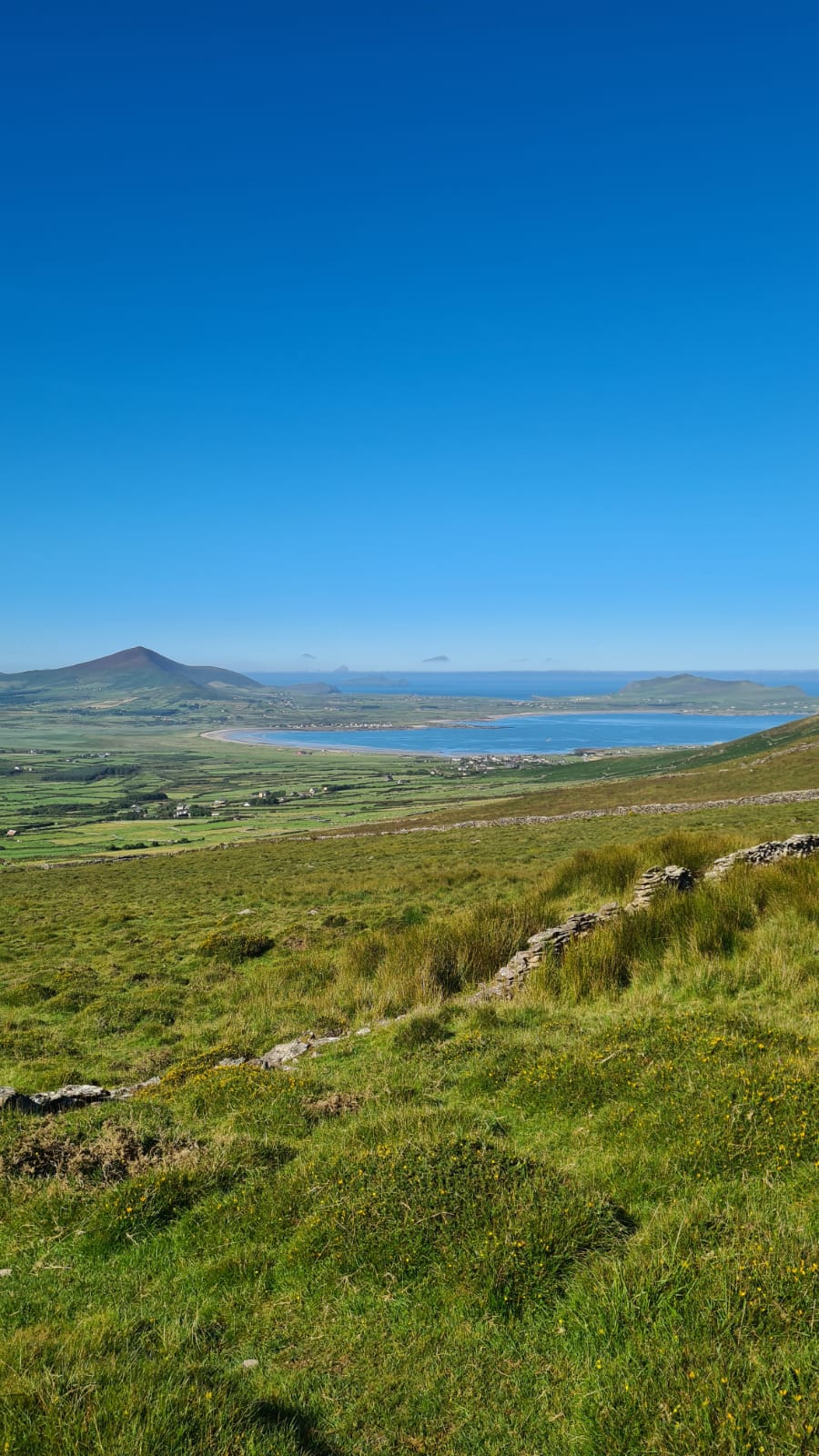 Over the hill on Cosan na Naomh coming into Kilmalkedar.